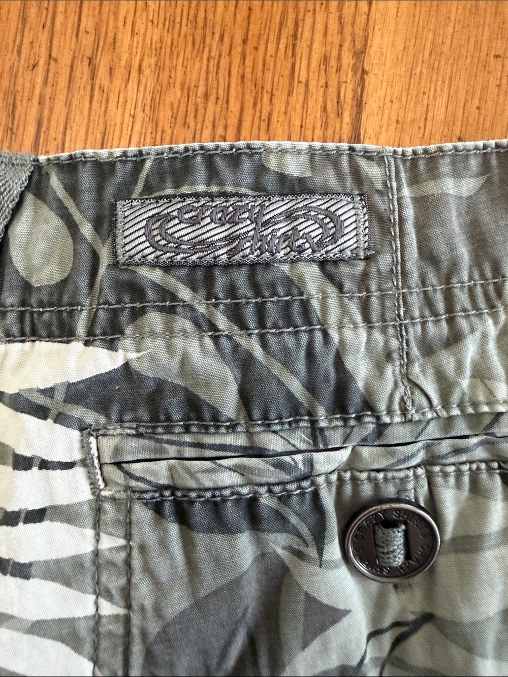 Leaf-Print Cargo Shorts in Olive and Gray - Casual Women's Shorts - Picture 8 of 11